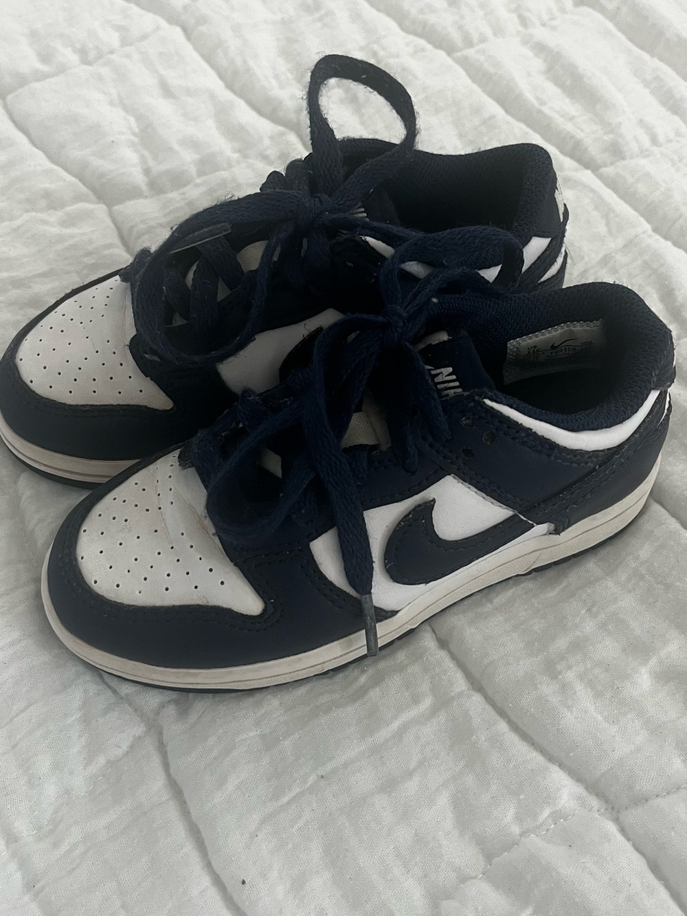 Nike Kids Navy and White Low-Top Sneakers
